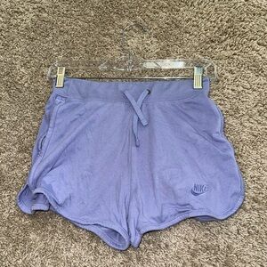 NIKE SHORTS